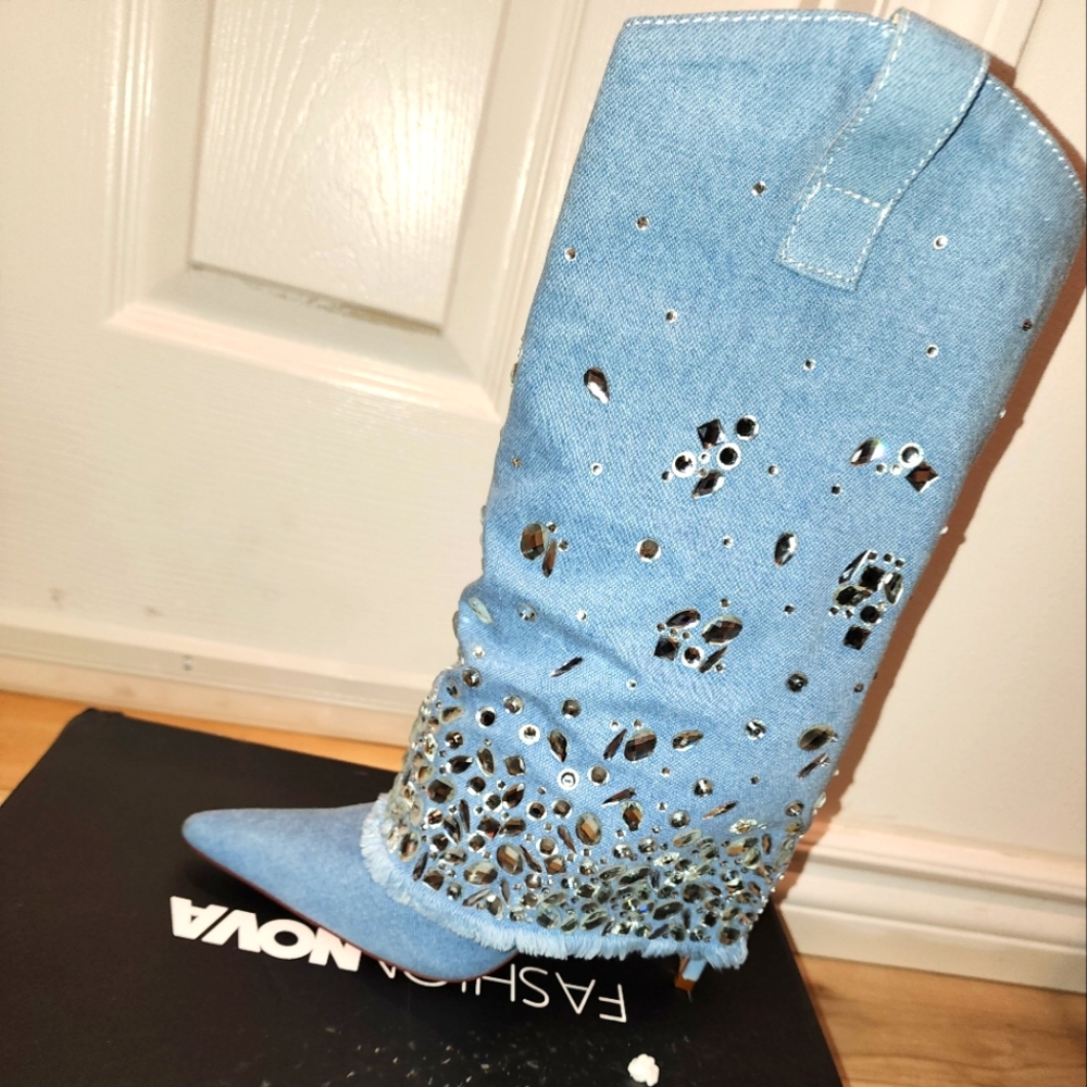 Women's bling boots